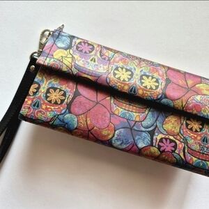 Multicolor Floral Women's Wristlet